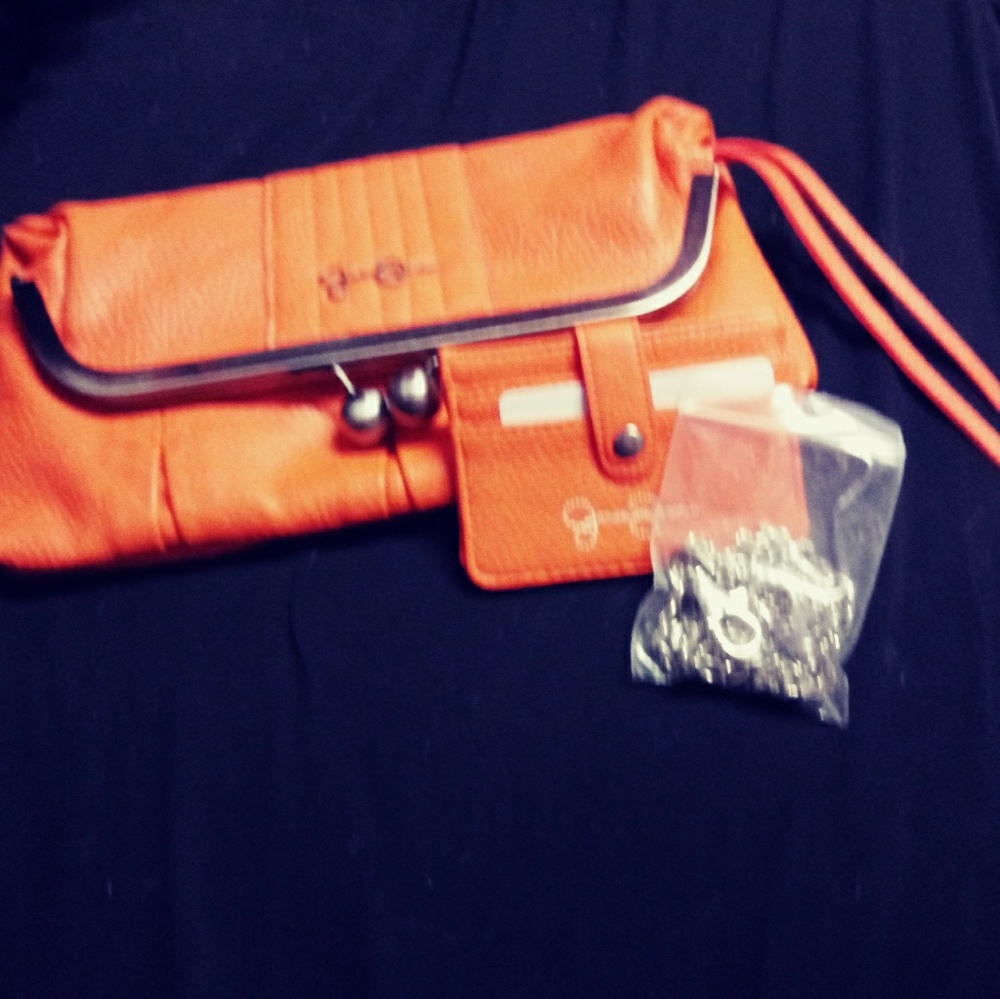 Clutch purse